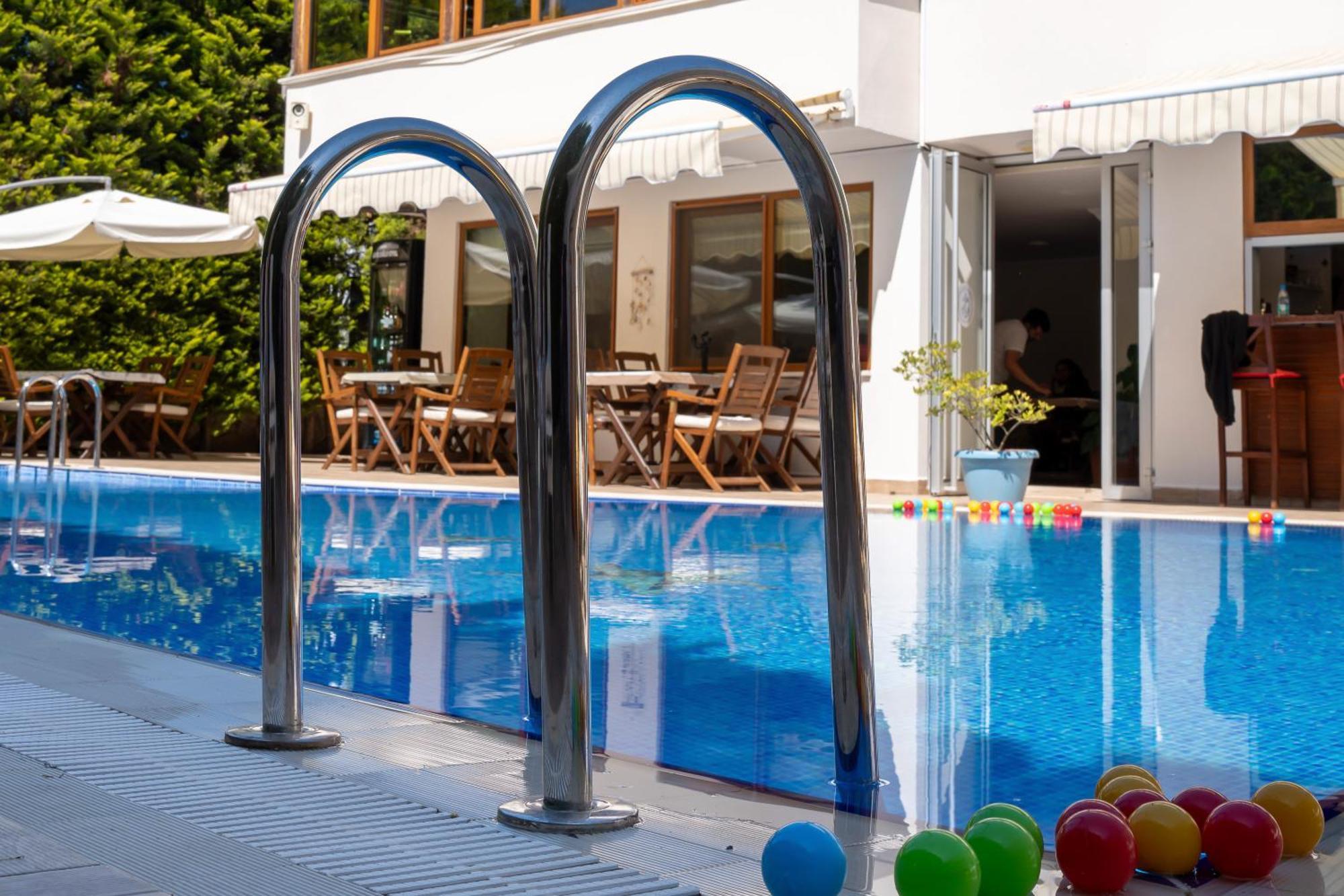 Cunda Giritlioglu Otel Adult Only Ayvalı 外观 照片